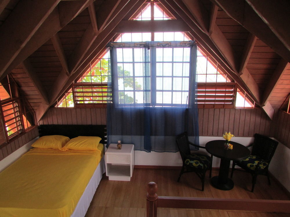 Ocho Rios Villa At Coolshade IV Saint Annʼs Bay Dış mekan fotoğraf